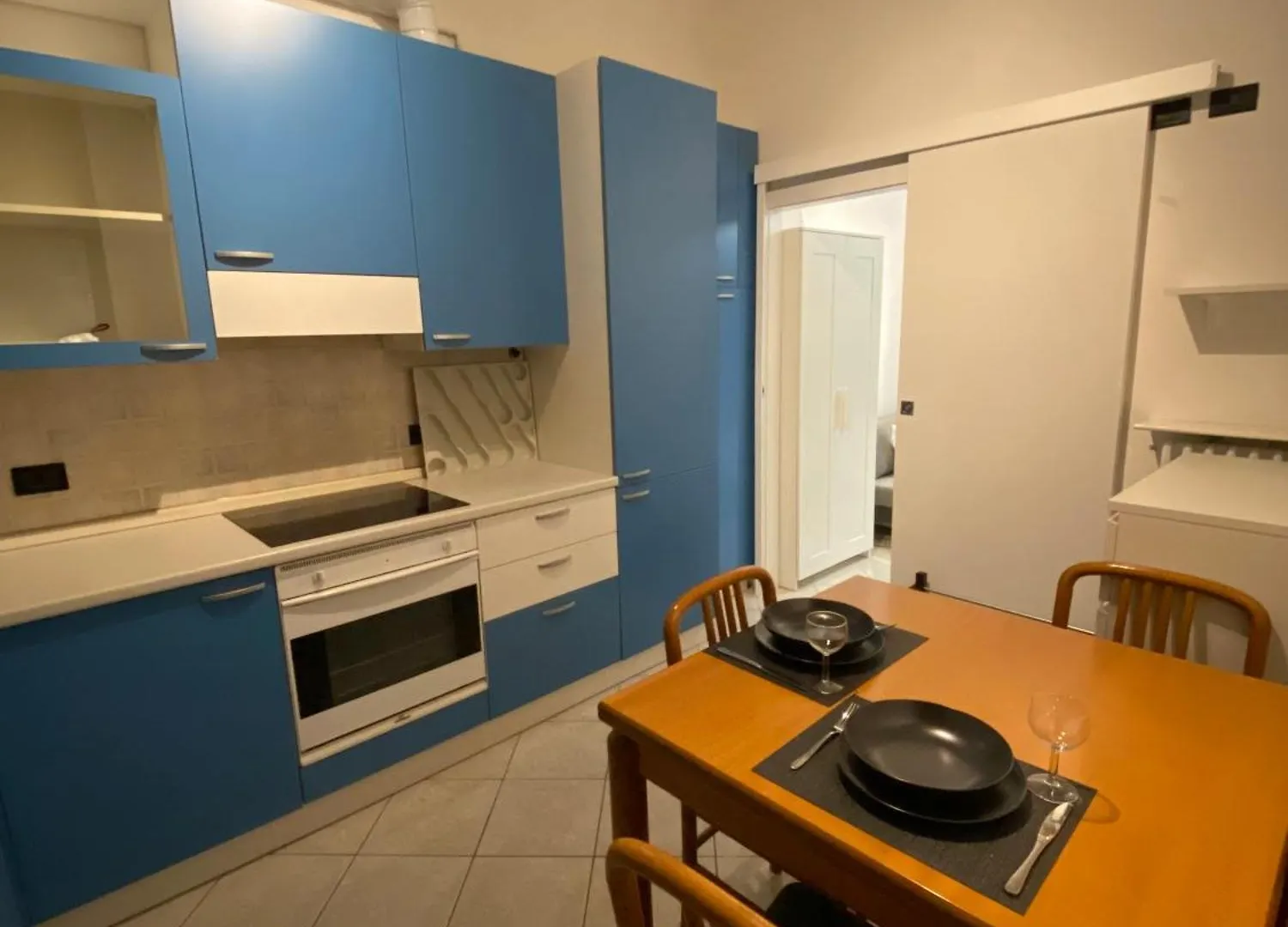 Lake Front Apartments, Lecco