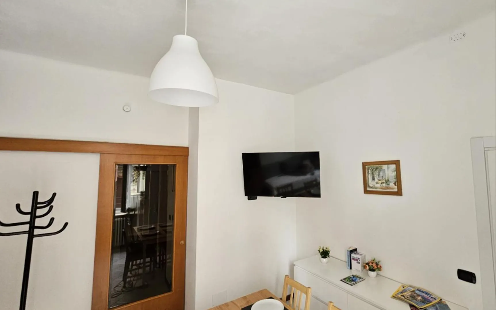Lake Front Apartments, Lecco 0*,  Italia